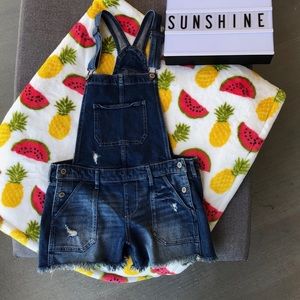HOLLISTER BOYFRIEND SHORT OVERALL